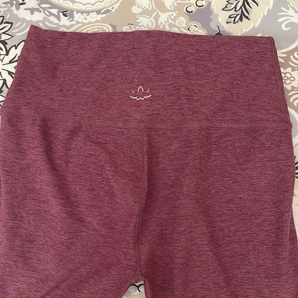 Beyond Yoga high waisted ankle leggings: size L
